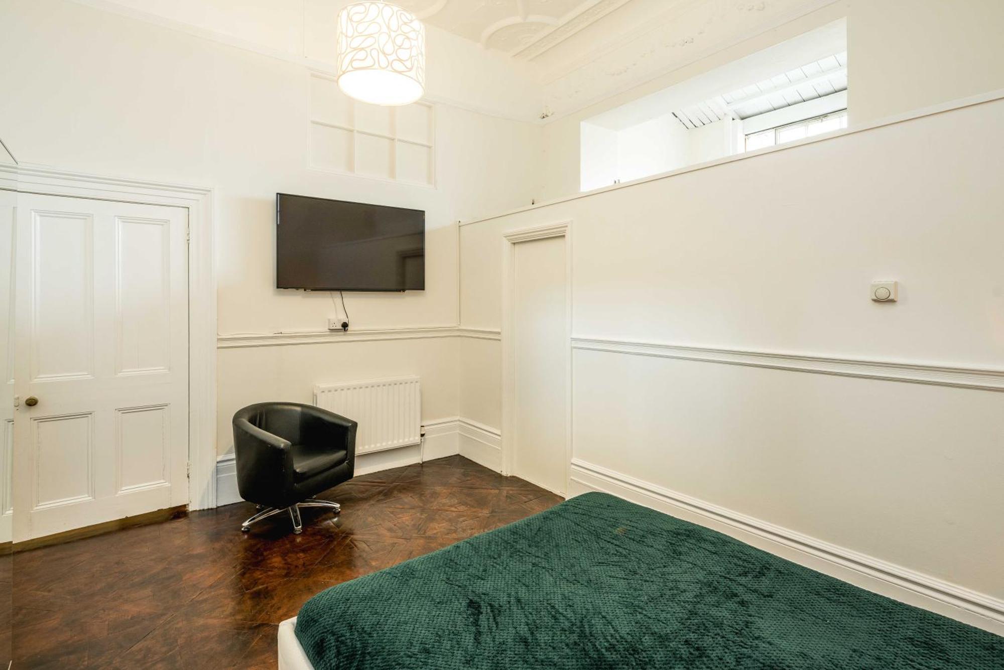 Southken Palace Suites London Bagian luar foto
