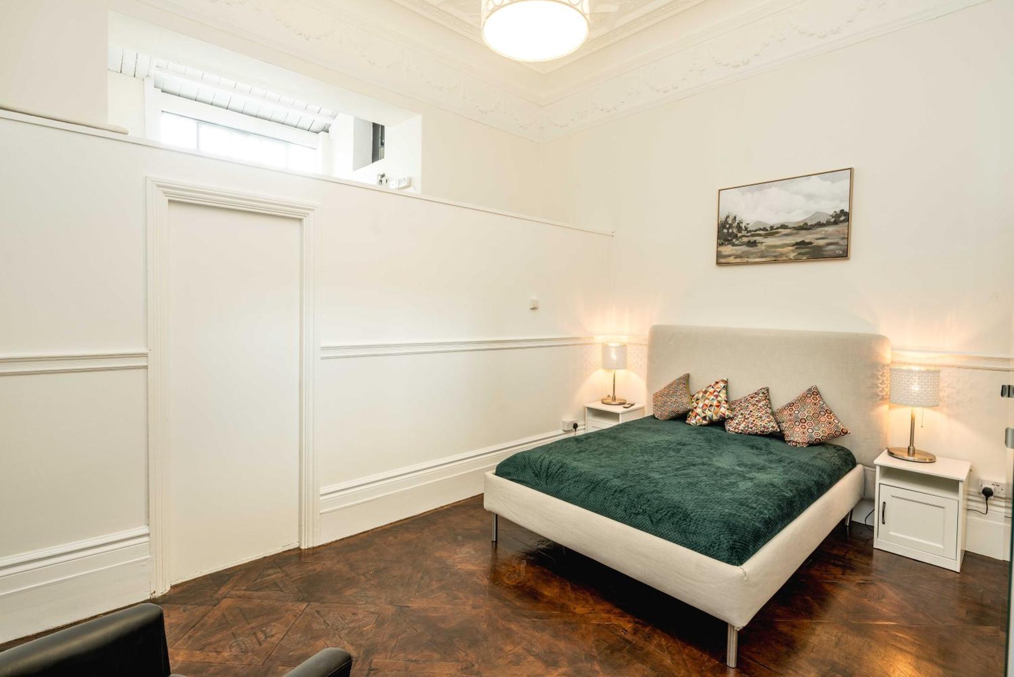 Southken Palace Suites London Bagian luar foto